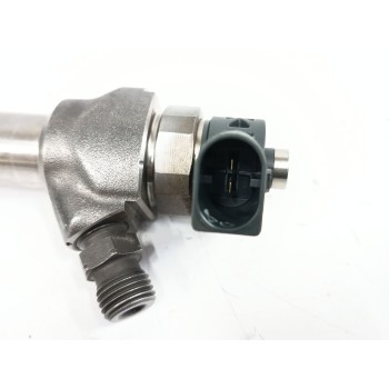 Recambio de inyector para seat leon st (5f8) 2.0 tdi referencia OEM IAM 04L130277AC 0445110469 