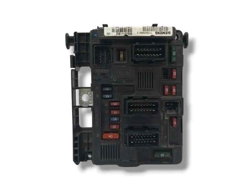 Recambio de caja reles / fusibles para peugeot partner (s2) 1.9 diesel referencia OEM IAM 9643498980  