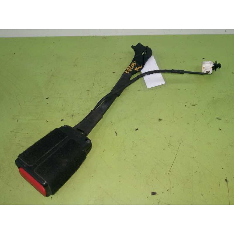 ENGANCHE CINTURON DERECHO DELANTERO