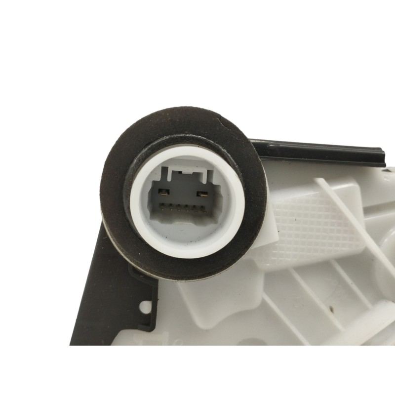 CERRADURA PUERTA DELANTERA IZQUIERDA