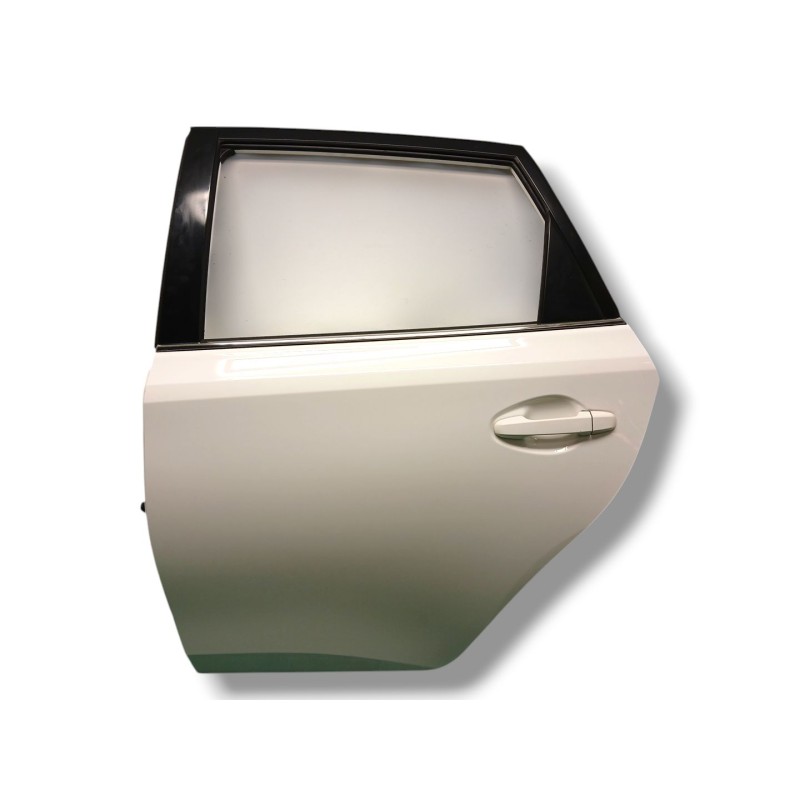 Recambio de puerta trasera izquierda para toyota auris (_e18_) 1.2 (nre185_) referencia OEM IAM 6700402380  