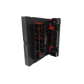 Recambio de caja reles / fusibles para volkswagen caddy iii monospace (2kb, 2kj, 2cb, 2cj) 1.9 tdi referencia OEM IAM 3C0937049D