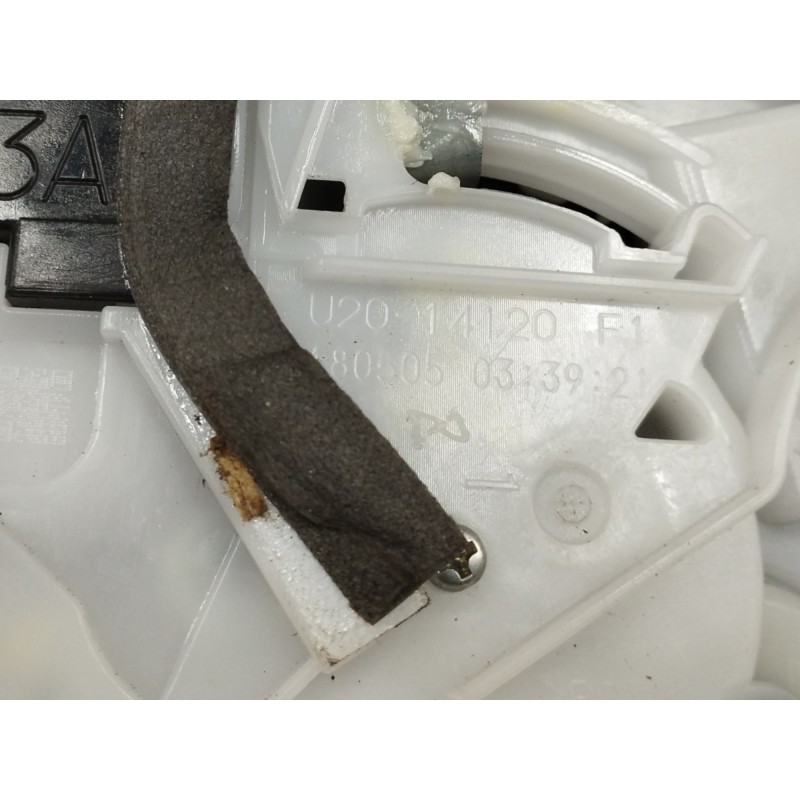 CERRADURA PUERTA TRASERA IZQUIERDA