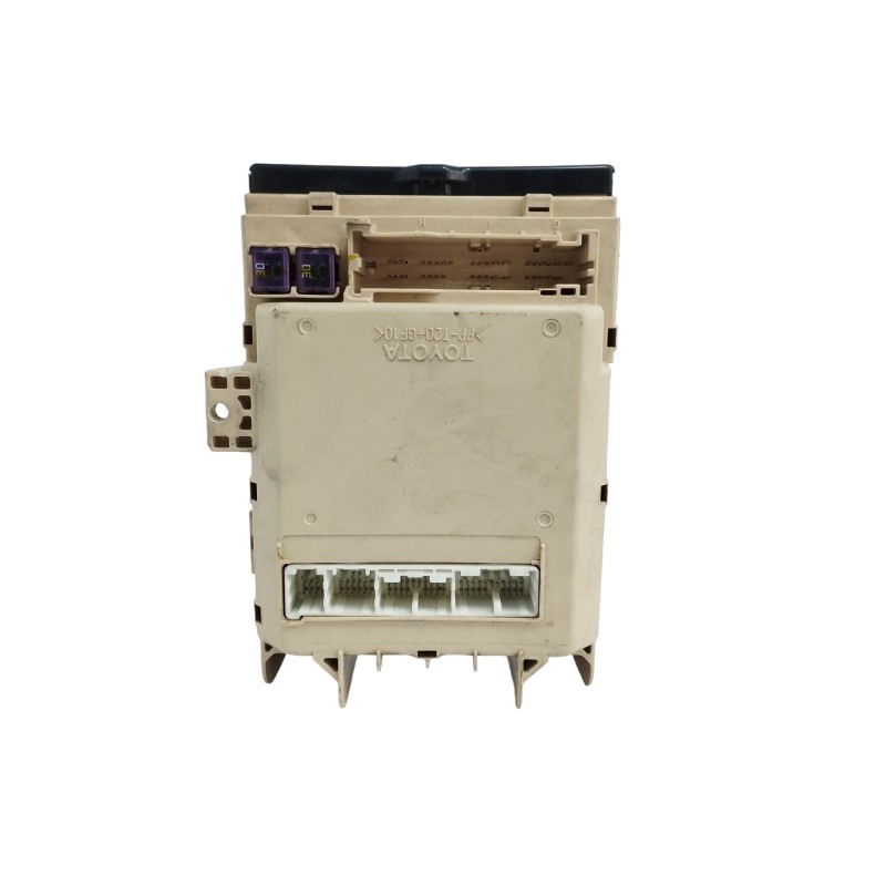 CAJA RELES / FUSIBLES