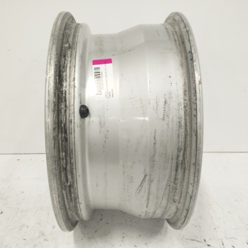 Recambio de llanta para mitsubishi montero (v20/v40) 2.5 turbodiesel referencia OEM IAM  J15X7JJ10 6H 6X139 , 7