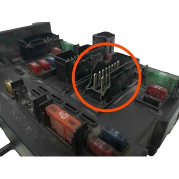Recambio de caja reles / fusibles para peugeot 307 (s1) 2.0 hdi cat referencia OEM IAM 9650664080 OBSERVAR FOTO 