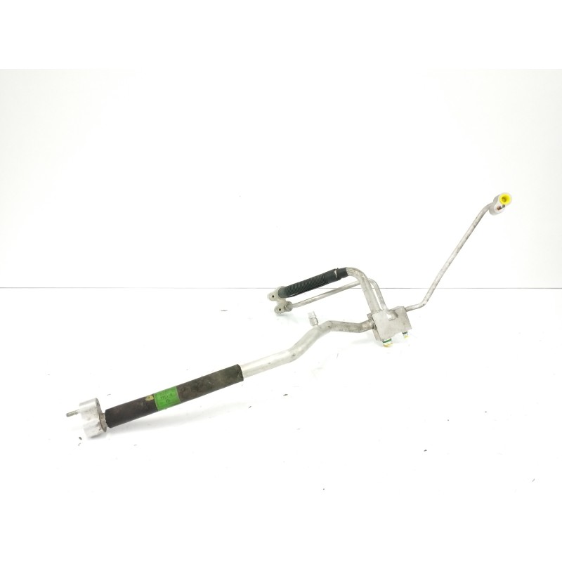 Recambio de tubos aire acondicionado para ssangyong rodius 2.7 turbodiesel cat referencia OEM IAM 6863021053  