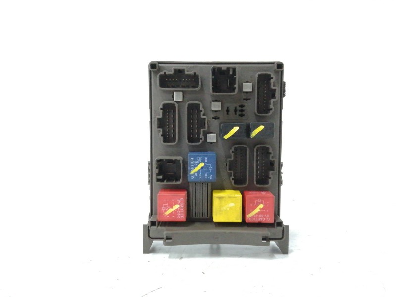 Recambio de caja reles / fusibles para renault laguna ii (bg0) 2.2 dci turbodiesel referencia OEM IAM 8200148810 8200004201 