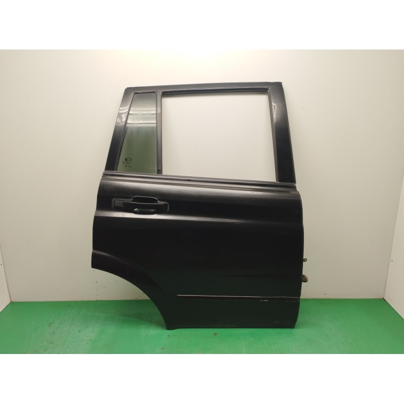Recambio de puerta trasera derecha para ssangyong kyron 2.0 xdi 4x4 referencia OEM IAM 6300408103 OBSERVAR FOTOS 