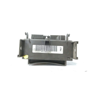 Recambio de caja reles / fusibles para renault laguna ii (bg0) 2.2 dci turbodiesel referencia OEM IAM 8200148810 8200004201 