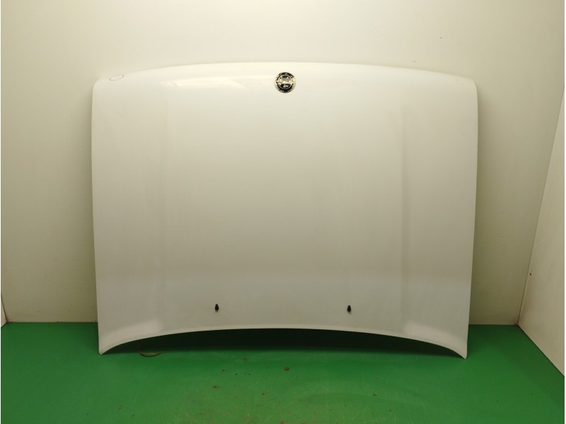 Recambio de capot para opel frontera a 2.4 cat referencia OEM IAM  OBSERVAR FOTOS 