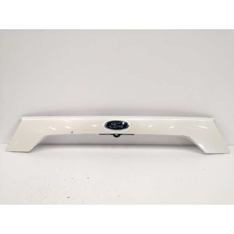 Recambio de moldura para ford kuga (cbs) referencia OEM IAM GJ54S43404A TRASERA PORTON BLANCO PERLA OBSERVAR FOTOS