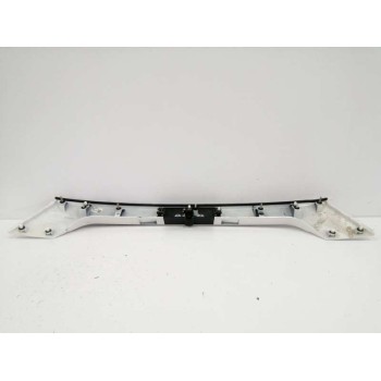 Recambio de moldura para ford kuga (cbs) referencia OEM IAM GJ54S43404A TRASERA PORTON BLANCO PERLA OBSERVAR FOTOS