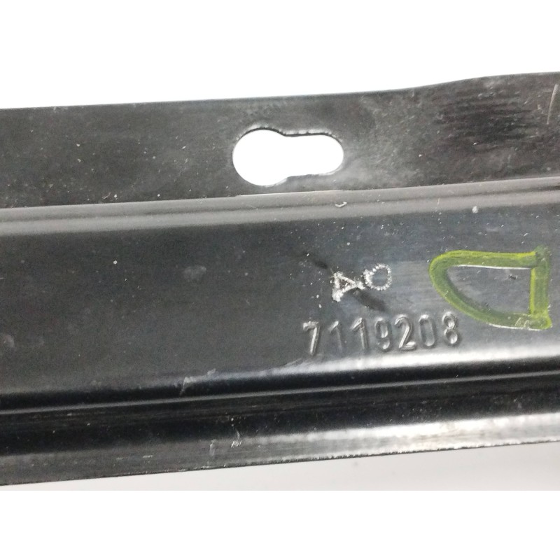 ELEVALUNAS DELANTERO DERECHO