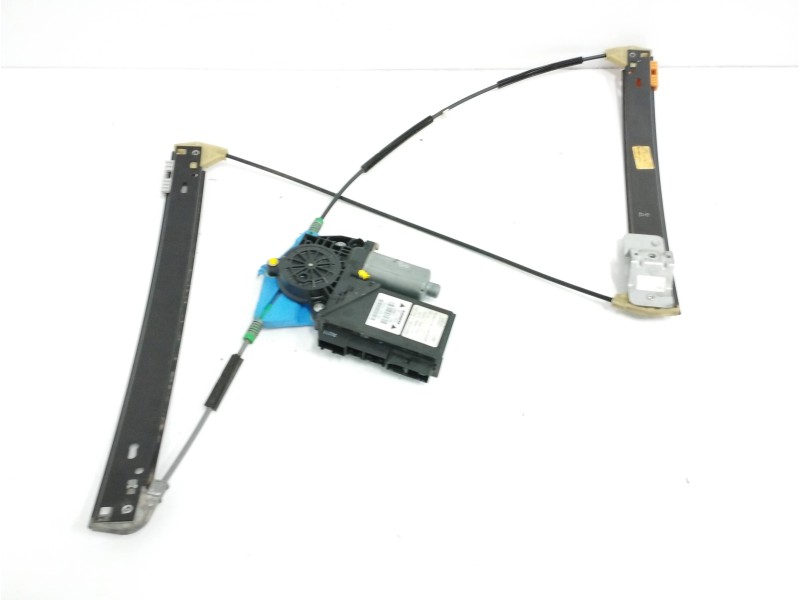 Recambio de elevalunas delantero derecho para audi a4 avant (8e) 1.9 tdi (96kw) referencia OEM IAM 8E0837462C  
