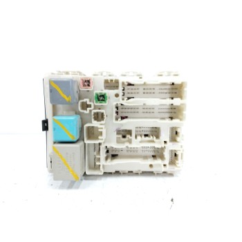 CAJA RELES / FUSIBLES 408170524 4J120197 