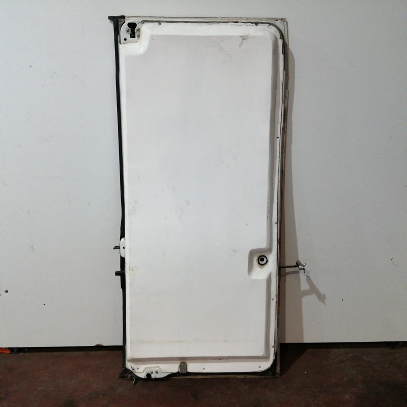 PORTON TRASERO IZQUIERDO OBSERVAR FOTOS