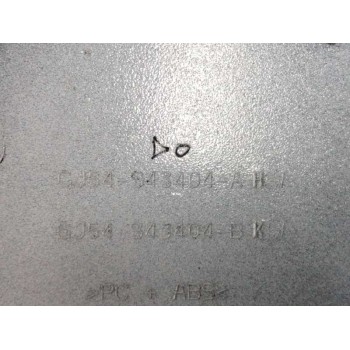 Recambio de moldura para ford kuga (cbs) referencia OEM IAM GJ54S43404A TRASERA PORTON BLANCO