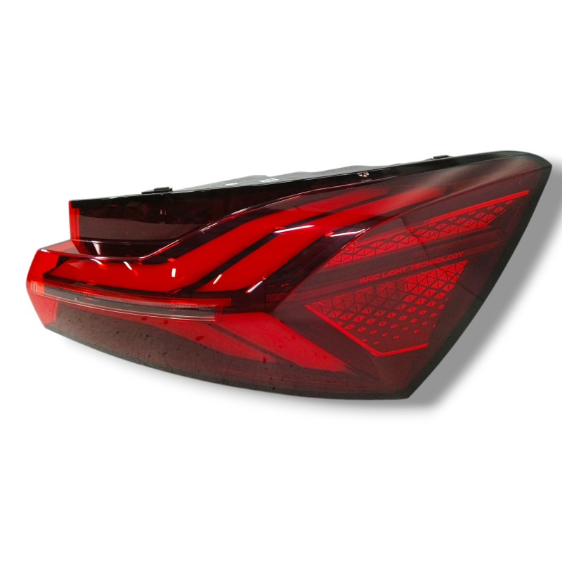 PILOTO TRASERO DERECHO 20240161