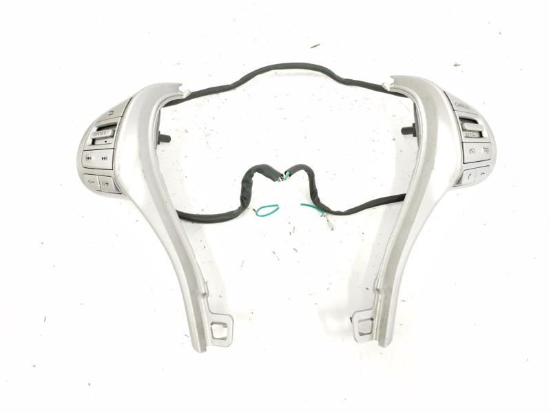Recambio de mando volante para nissan pulsar (c13) 1.2 16v cat referencia OEM IAM 255504BC3A Recambio de mando volante para nissan pulsar (c13) 1.2 16v cat referencia OEM IAM 255504BC3A