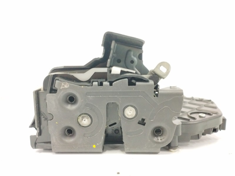 Recambio de cerradura puerta trasera derecha para volvo v50 familiar 2.0 diesel cat referencia OEM IAM 30753941 Recambio de cerradura puerta trasera derecha para volvo v50 familiar 2.0 diesel cat referencia OEM IAM 30753941