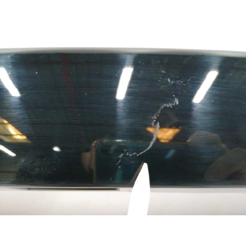 MOLDURA TRASERA PORTON NEGRO