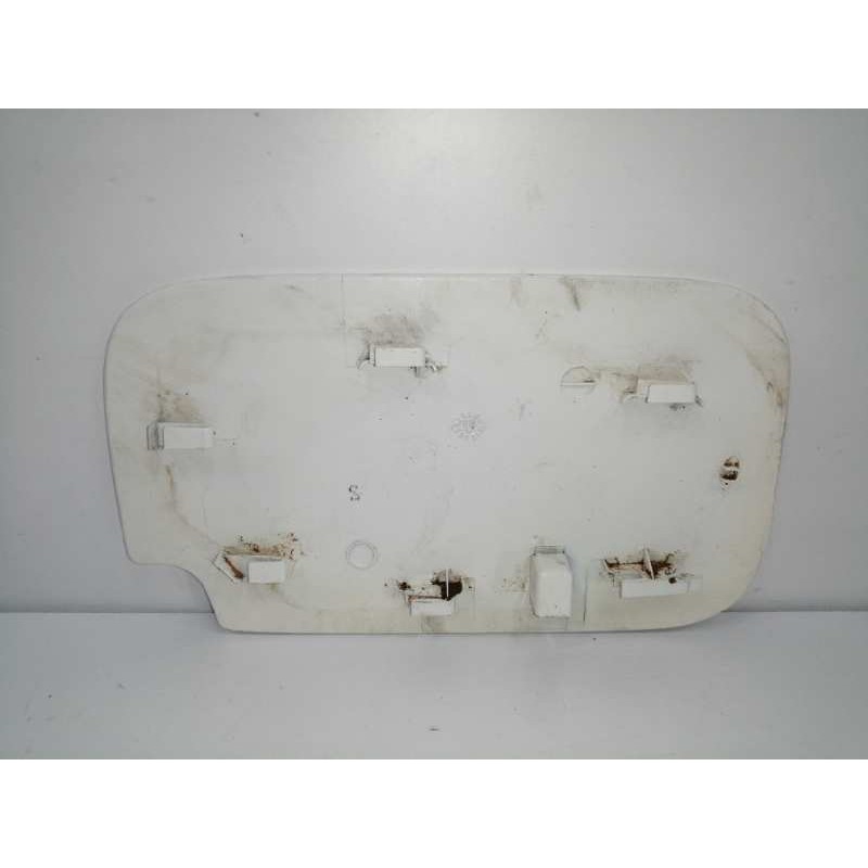 TAPA EXTERIOR COMBUSTIBLE