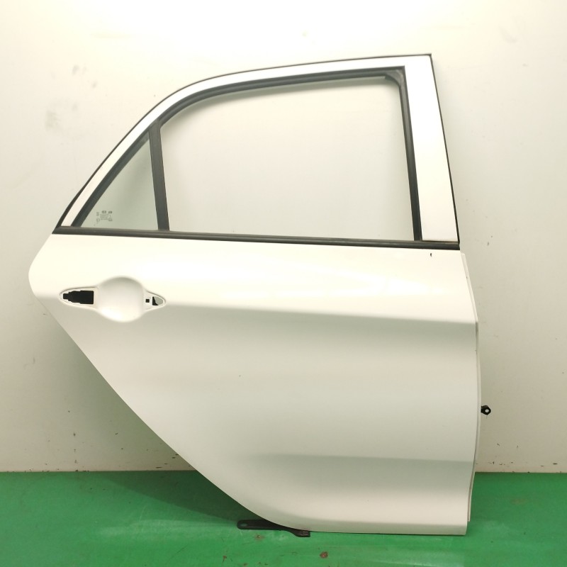 Recambio de puerta trasera derecha para kia picanto ii (ta) 1.0 referencia OEM IAM 770041Y030  