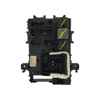 Recambio de caja reles / fusibles para nissan terrano/terrano.ii (r20) 2.7 turbodiesel referencia OEM IAM  OBSERVAR FOTOS 