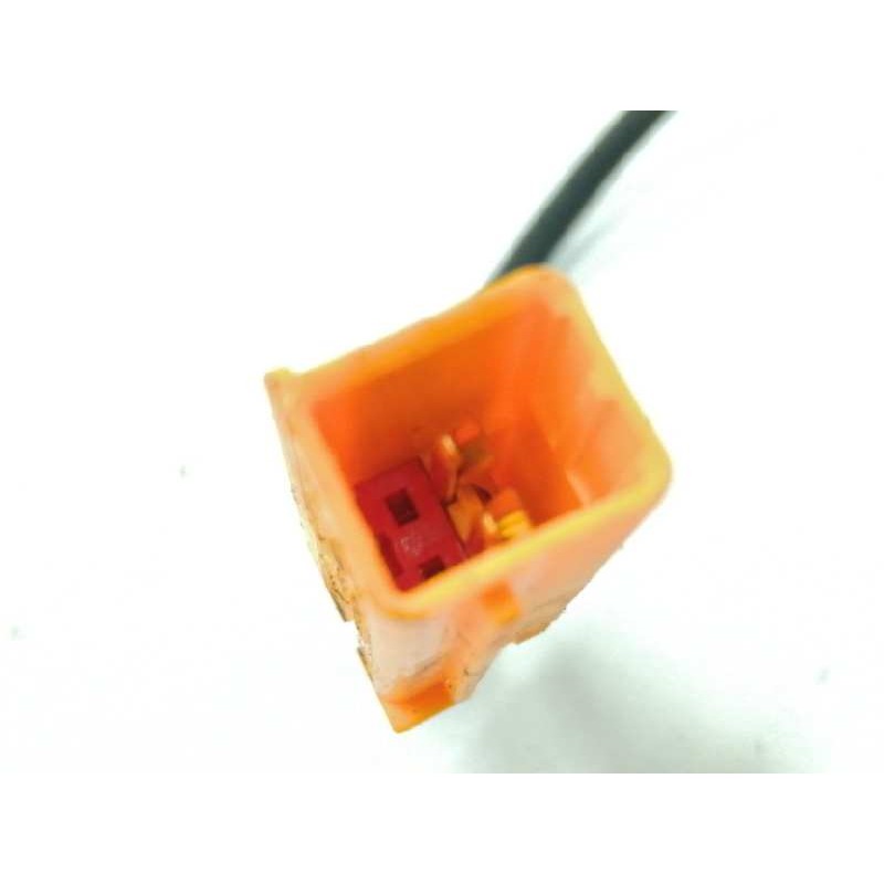 PRETENSOR AIRBAG DERECHO