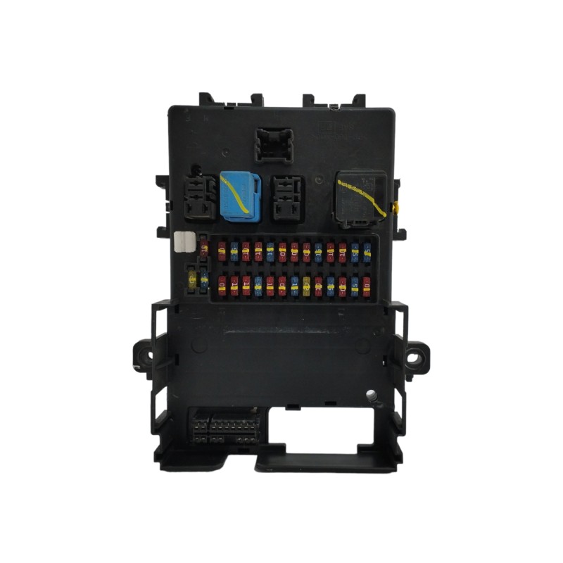 CAJA RELES / FUSIBLES OBSERVAR FOTOS