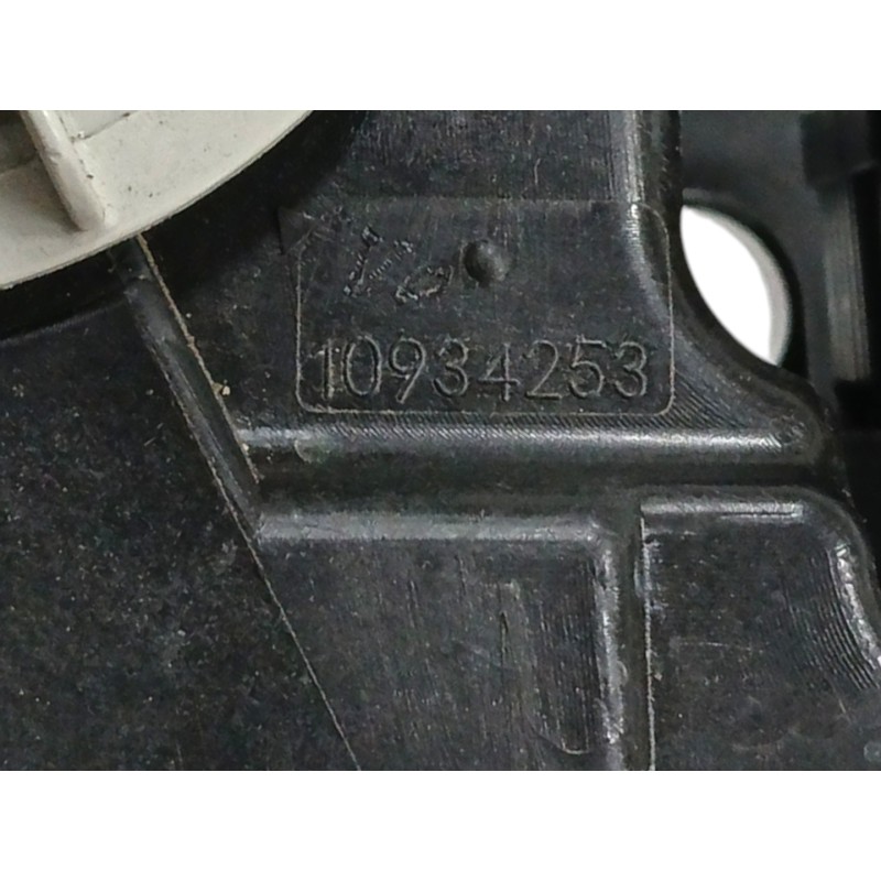 FARO IZQUIERDO OBSERVAR FOTO SIN MODULO LED Y CENTRALITA