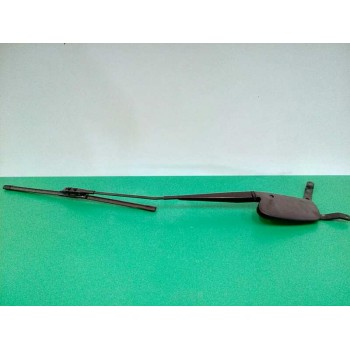 BRAZO LIMPIA DELANTERO DERECHO A2518240149 