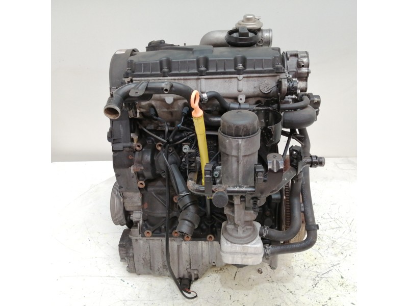 Recambio de motor completo para audi a4 avant (8e) 1.9 tdi (96kw) referencia OEM IAM AVB  