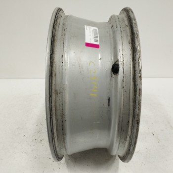 Recambio de llanta para seat ibiza st (6p8) 1.4 tdi referencia OEM IAM 6J0601025M 6X15H2 ET38 5H 5X100