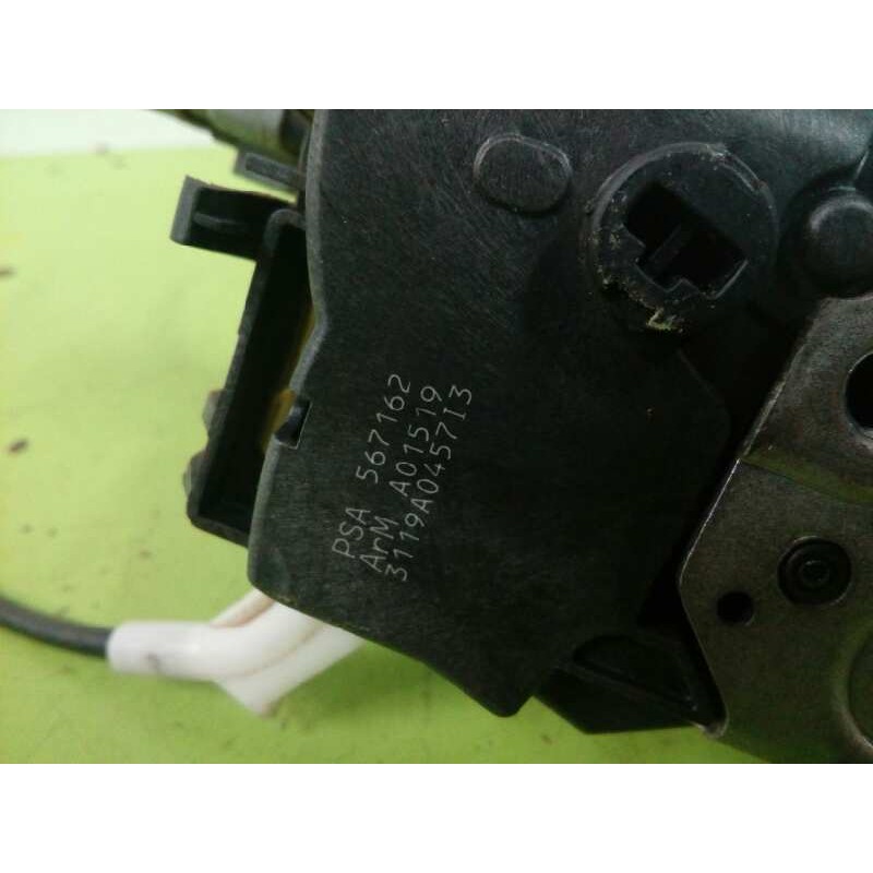 CERRADURA PUERTA TRASERA DERECHA