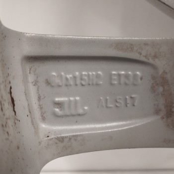 Recambio de llanta para seat ibiza st (6p8) 1.4 tdi referencia OEM IAM 6J0601025M 6X15H2 ET38 5H 5X100