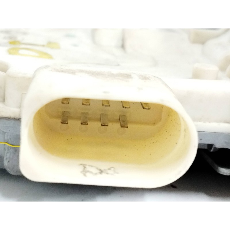 CERRADURA PUERTA DELANTERA IZQUIERDA