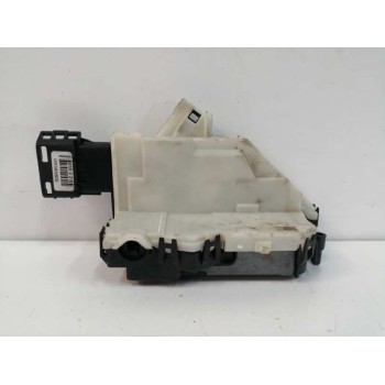 Recambio de cerradura puerta lateral izquierda para peugeot partner kombi 1.6 blue-hdi fap referencia OEM IAM 828421  