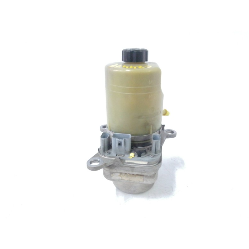 Recambio de bomba direccion para ford focus berlina (cap) 1.6 tdci cat referencia OEM IAM   
