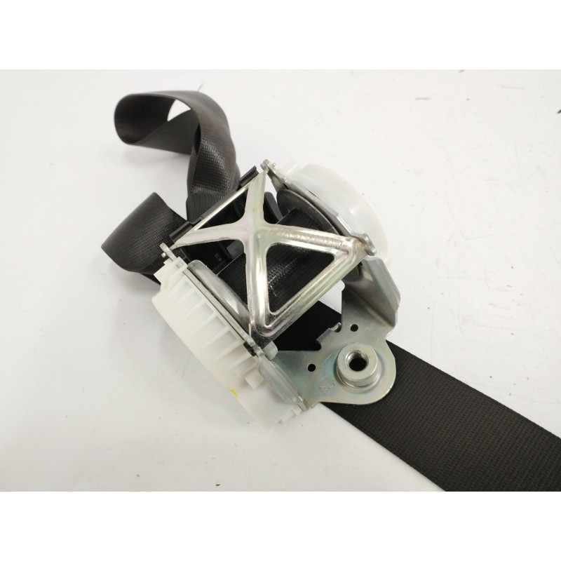 CINTURON SEGURIDAD DELANTERO DERECHO