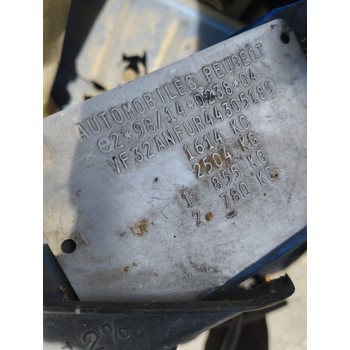 Recambio de carroceria corte para peugeot 206 berlina 1.6 16v cat referencia OEM IAM   