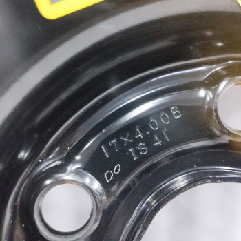 Recambio de neumatico repuesto para opel insignia berlina 2.0 cdti cat referencia OEM IAM 13235015 17X4.00B IS41 5H 5X120