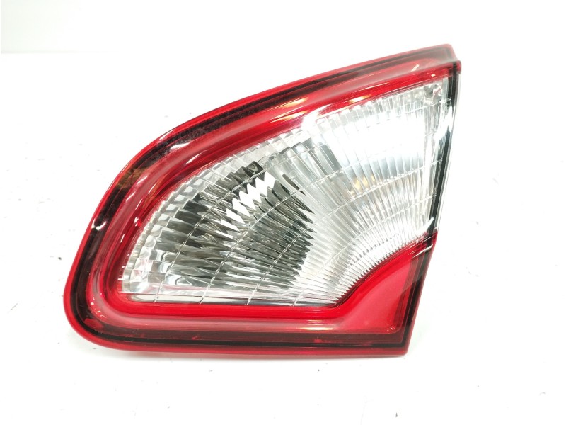Recambio de piloto trasero derecho interior para nissan qashqai (j10) 2.0 dci turbodiesel cat referencia OEM IAM 26550BR01A Recambio de piloto trasero derecho interior para nissan qashqai (j10) 2.0 dci turbodiesel cat referencia OEM IAM 26550BR01A