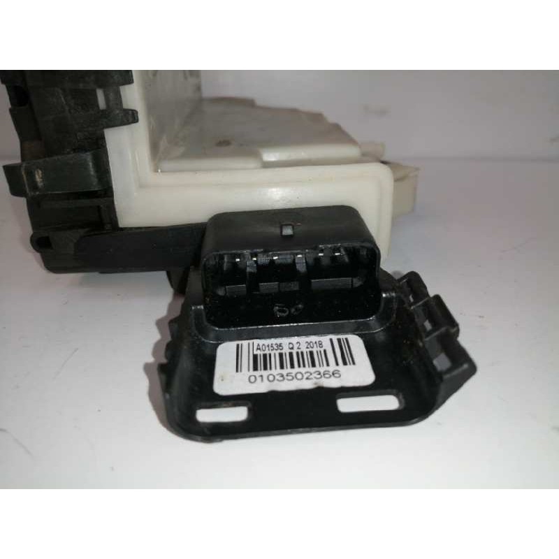 CERRADURA PUERTA DELANTERA DERECHA