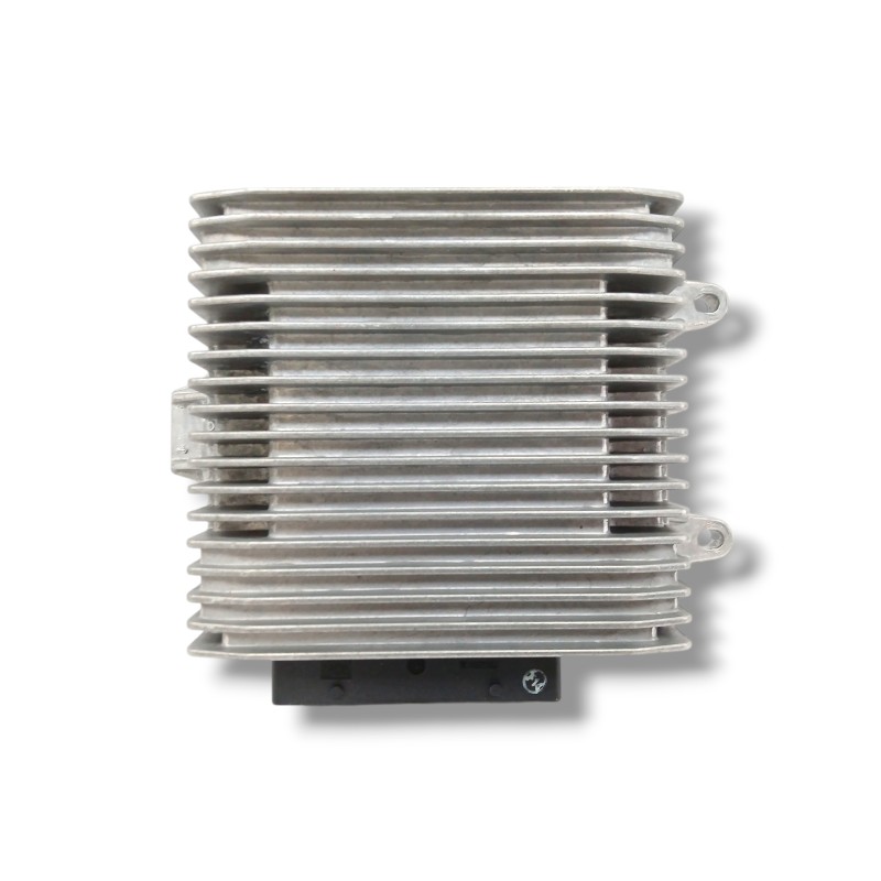 Recambio de modulo electronico para audi tt (8j3/8j9) 2.0 16v tdi referencia OEM IAM 8J0035223F AMPLIFICADOR DE AUDIO 7607792083