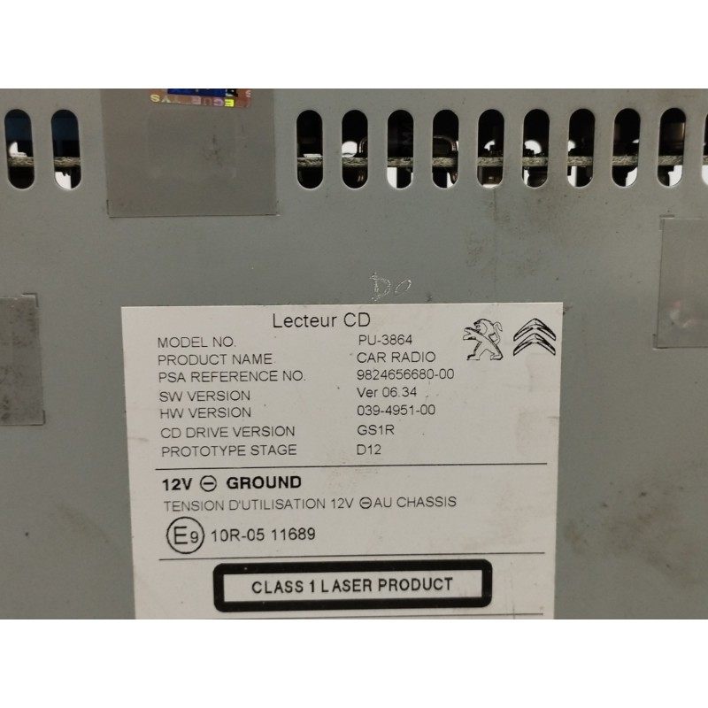 SISTEMA AUDIO / RADIO CD LECTOR DE CD