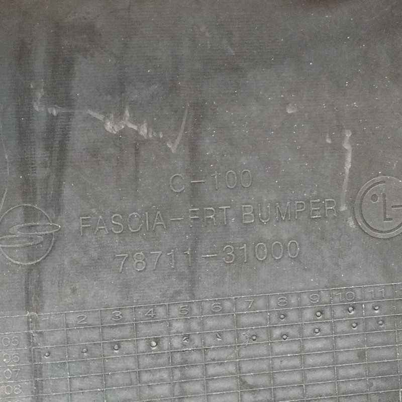 PARAGOLPES DELANTERO REPARADO OBSERVAR FOTOS