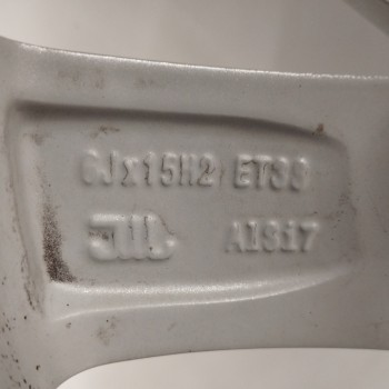 Recambio de llanta para seat ibiza st (6p8) 1.4 tdi referencia OEM IAM 6J0601025M 6X15H2 ET38 5H 5X100