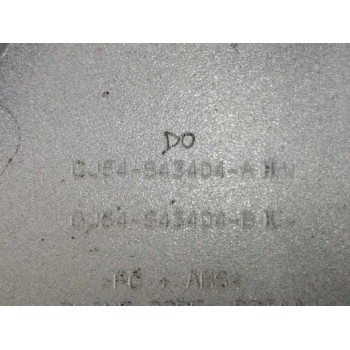 Recambio de moldura para ford kuga (cbs) referencia OEM IAM GJ54S43404A TRASERA PORTON BLANCO PERLA OBSERVAR FOTOS